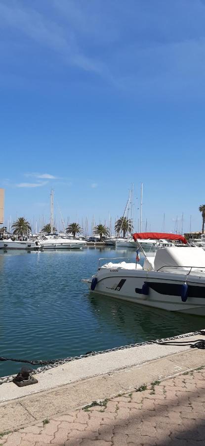 Les Iles D'Or Au Port De Hyeres Grand Studio Climatise ภายนอก รูปภาพ